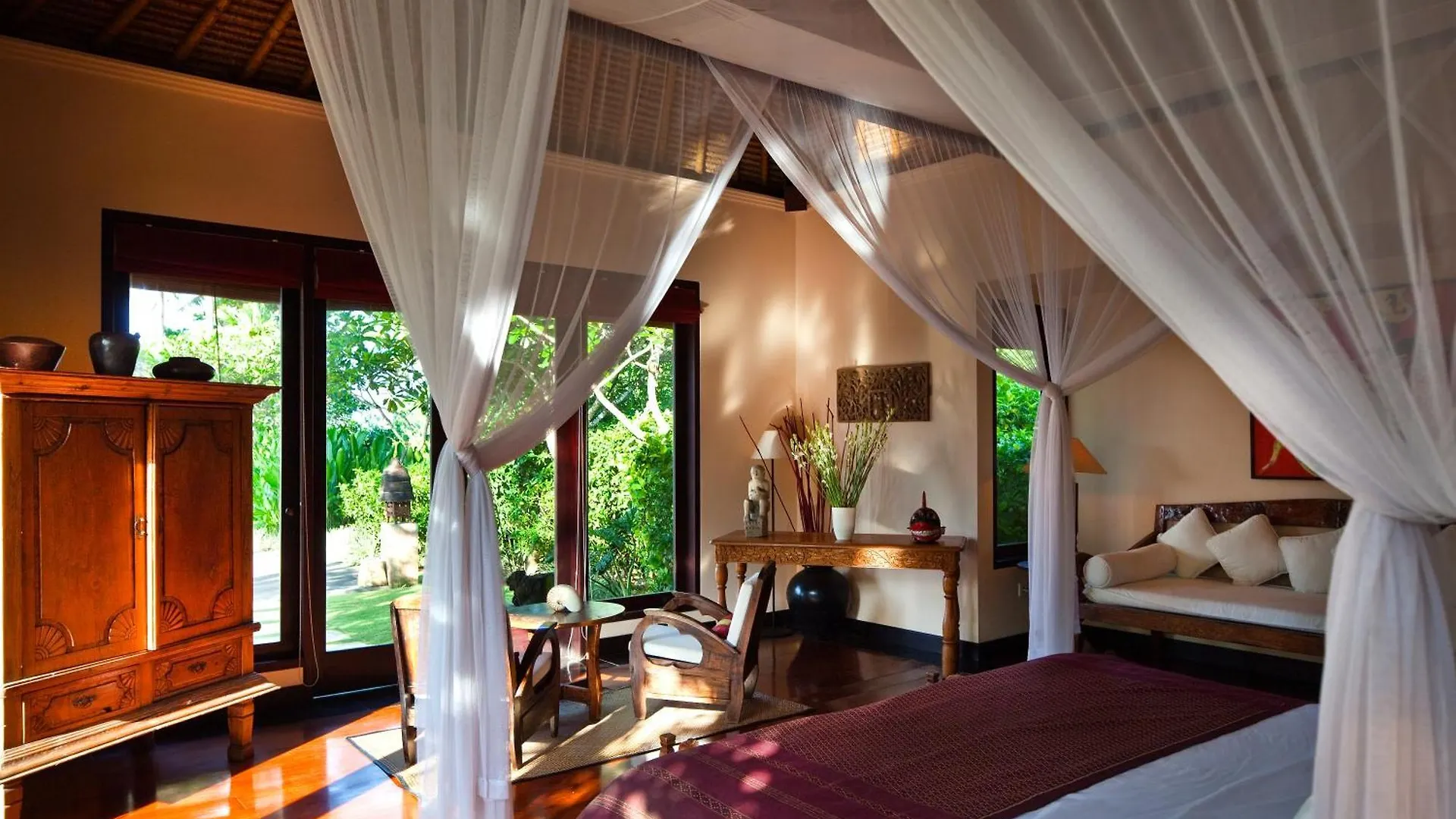 Ombak Luwung Beachfront Estate Canggu  Canggu (Bali)