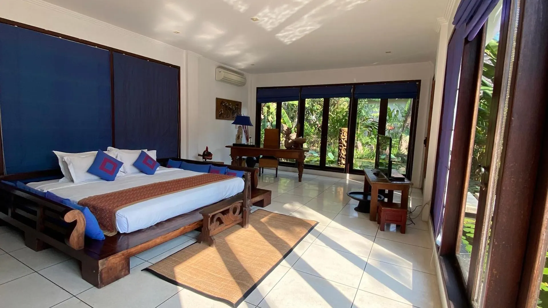 Ombak Luwung Beachfront Estate Canggu  Canggu (Bali)