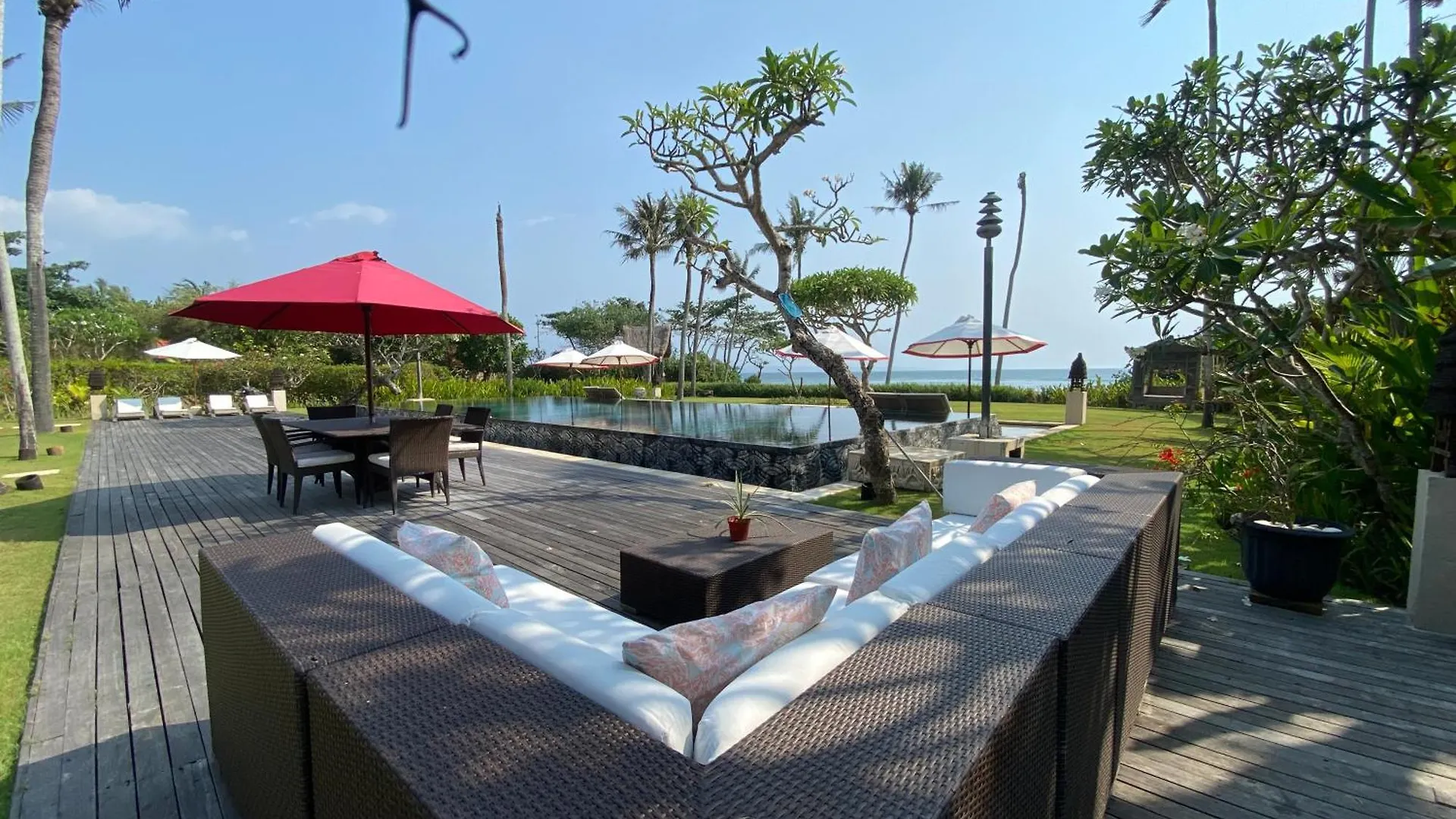 Villa Ombak Luwung Beachfront Estate Canggu